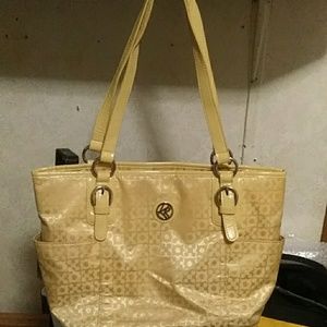 Kim Rogers yellow purse